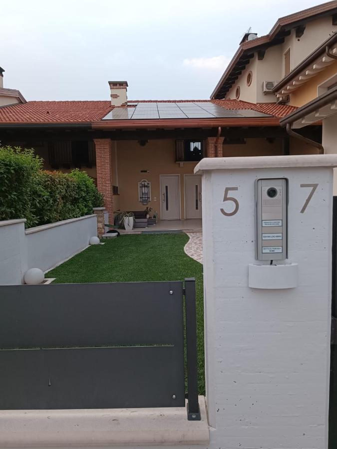 Sotto Il Portico Home Tezze sul Brenta Luaran gambar